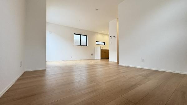 保土ケ谷区瀬戸ケ谷町　全１棟１号棟