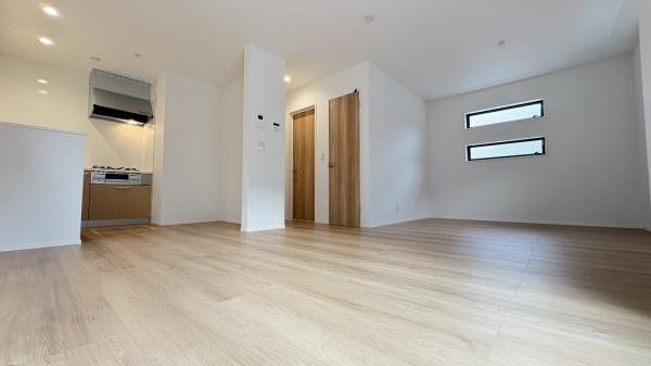 保土ケ谷区瀬戸ケ谷町　全１棟１号棟