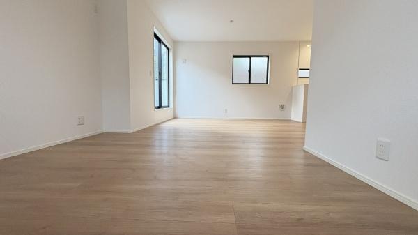 保土ケ谷区瀬戸ケ谷町　全１棟１号棟