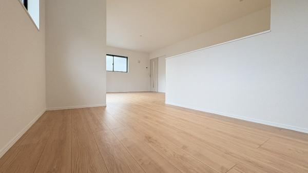 瀬谷区三ツ境　1号棟