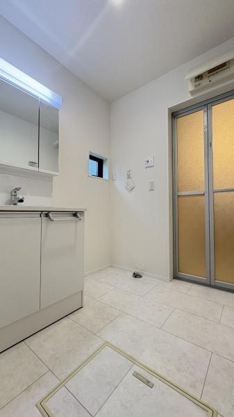 瀬谷区三ツ境　1号棟