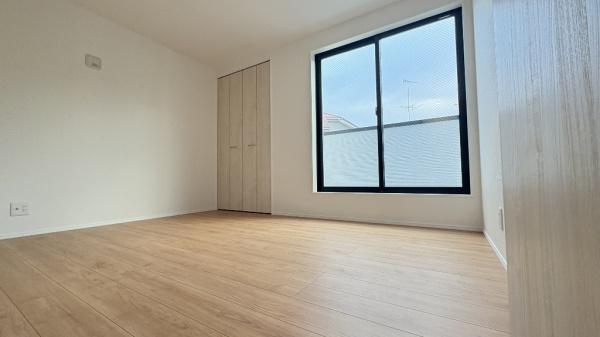 瀬谷区三ツ境　1号棟