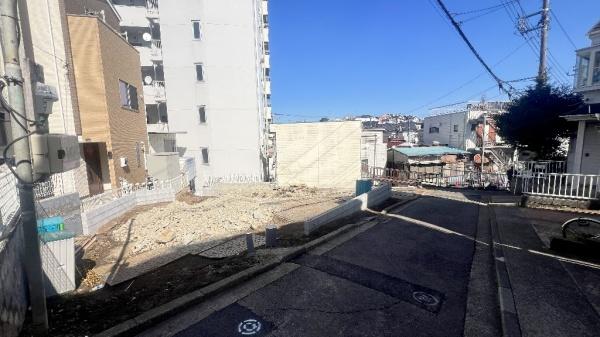 西区境之谷　全２棟Ｂ号棟