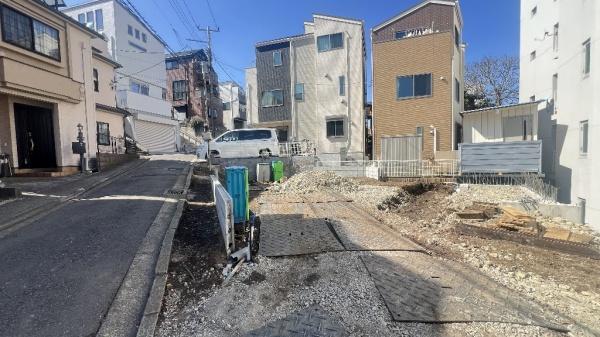 西区境之谷　全２棟Ｂ号棟