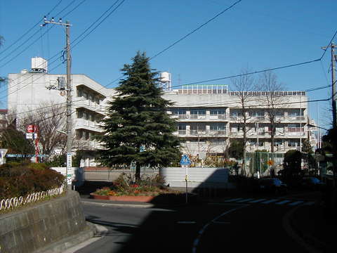 コスモ保土ケ谷パークフォルム(横浜市立瀬戸ヶ谷小学校)