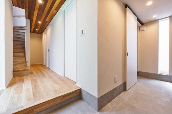 鎌倉市大船3丁目　A棟