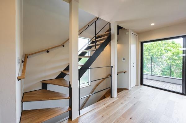 鎌倉市大船3丁目　A棟