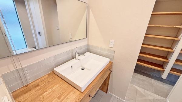 鎌倉市大船3丁目　A棟