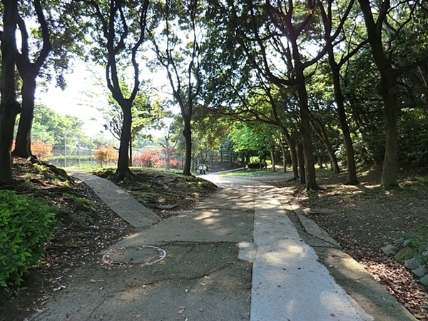 横浜市金沢区富岡西３丁目の新築一戸建(富岡総合公園)