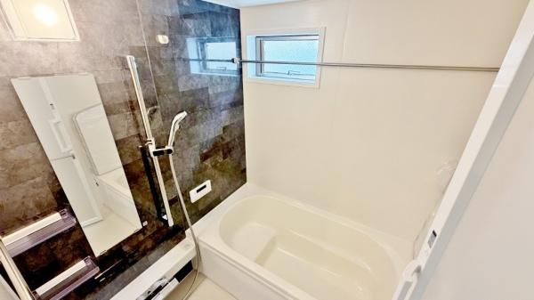 磯子区森が丘１丁目　全３棟Ｂ号棟