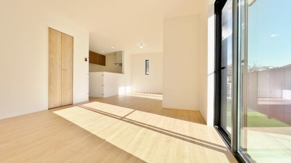 泉区新橋町　全２棟１号棟