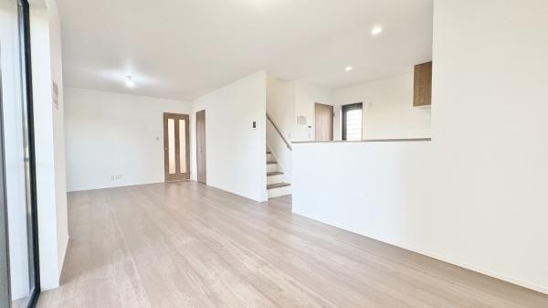 泉区新橋町　全２棟２号棟