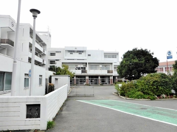 恒陽マンション(横浜市立栗田谷中学校)