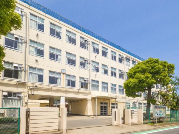 栄区庄戸５丁目(横浜市立上郷中学校)