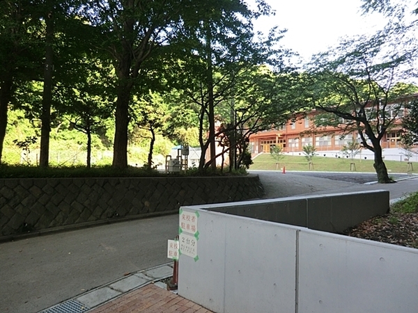 鎌倉市二階堂(鎌倉市立第二中学校)