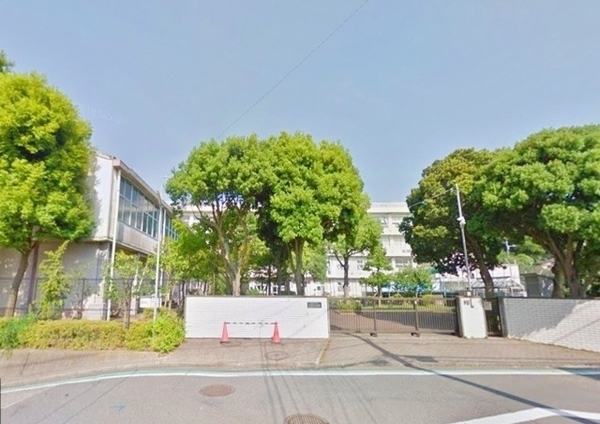 栄区公田町(横浜市立公田小学校)