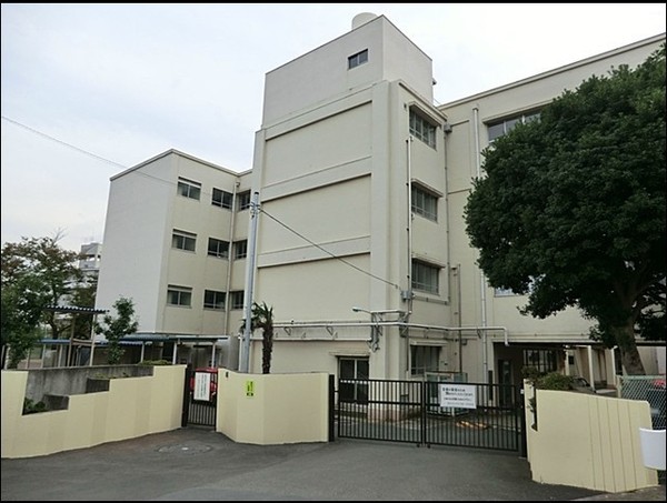 磯子区洋光台１丁目　全２棟１号棟(横浜市立洋光台第一中学校)