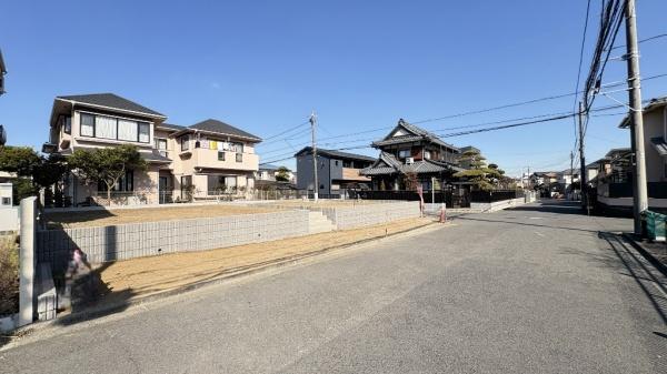 港南区日限山３丁目　全２棟Ａ号棟