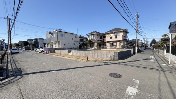 港南区日限山３丁目　全２棟Ａ号棟