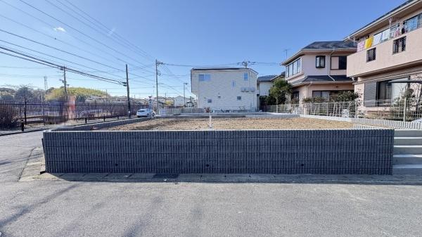 港南区日限山３丁目　全２棟Ａ号棟