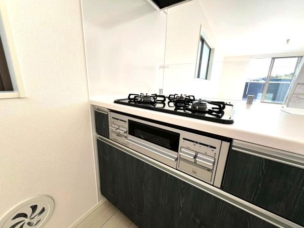 戸塚区南舞岡３丁目　全３棟１号棟