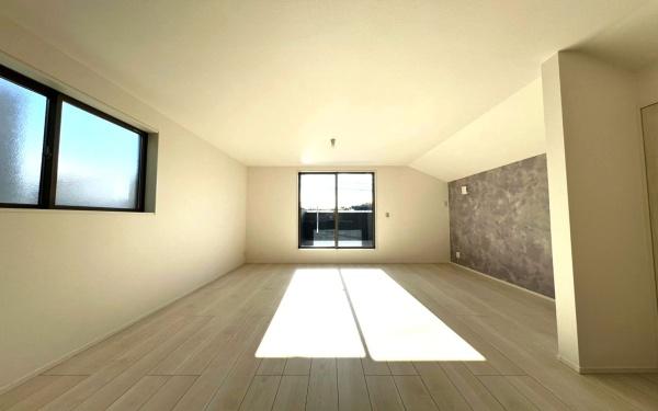 戸塚区南舞岡３丁目　全３棟１号棟