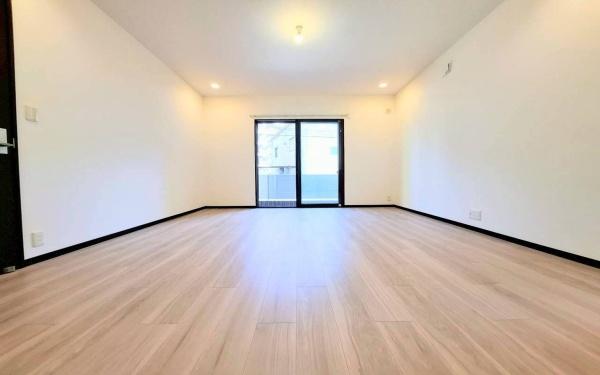 横浜市神奈川区三枚町の中古一戸建て