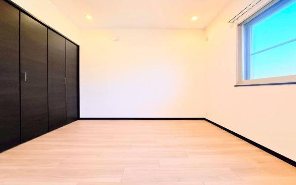 横浜市神奈川区三枚町の中古一戸建て