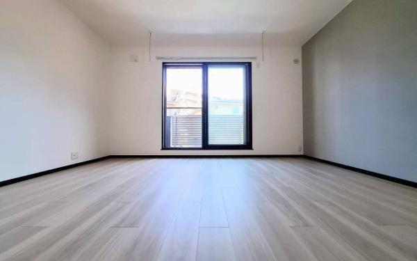 横浜市神奈川区三枚町の中古一戸建て