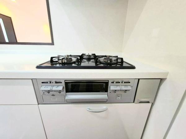 横浜市神奈川区三枚町の中古一戸建て