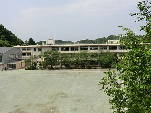鎌倉市今泉台４丁目の土地(鎌倉市立今泉小学校)