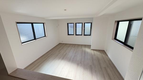 鶴見区東寺尾３丁目　全１棟