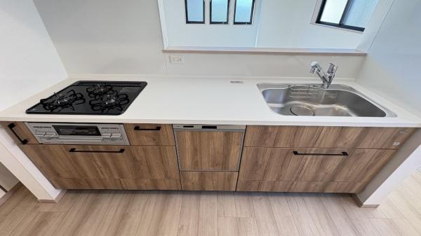 鶴見区東寺尾３丁目　全１棟