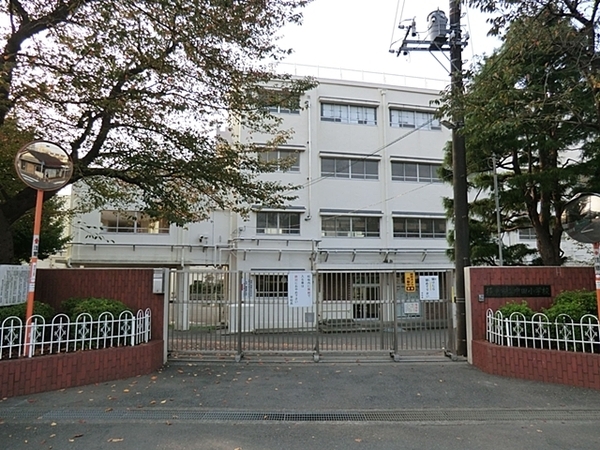 横浜市泉区中田西３丁目の土地(横浜市立中田小学校)