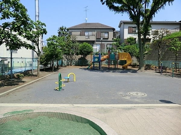 横浜市神奈川区白幡仲町の中古一戸建て(白幡南町公園)