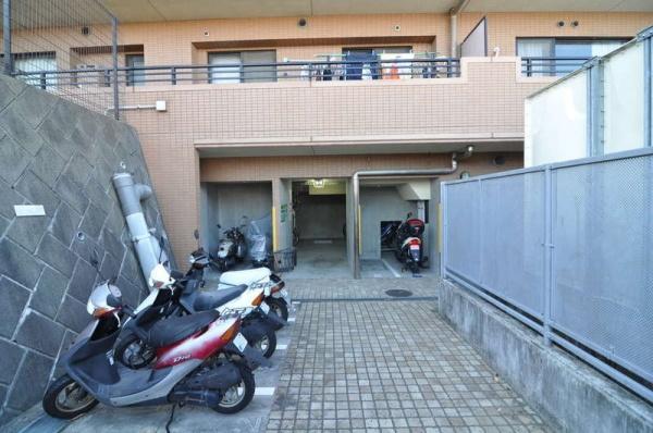 コスモヒルズ永田山王台