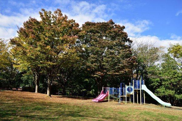 旭区本宿町２期　全５棟１号棟(南本宿公園)