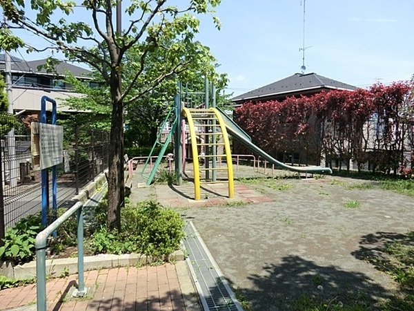 川崎市麻生区多摩美１丁目の中古一戸建て(菅仙谷こども公園)