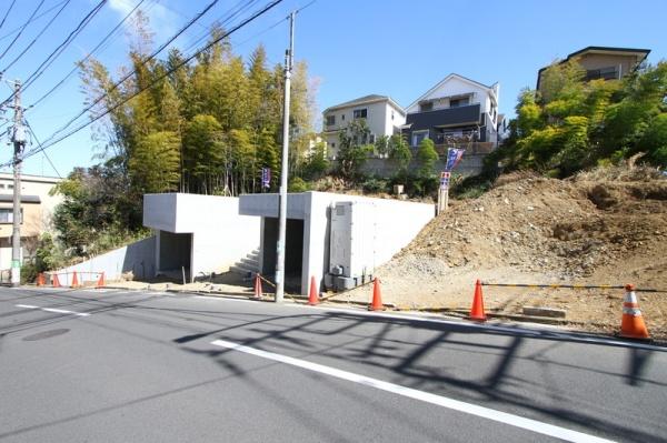 磯子区岡村2丁目　全2棟3号棟