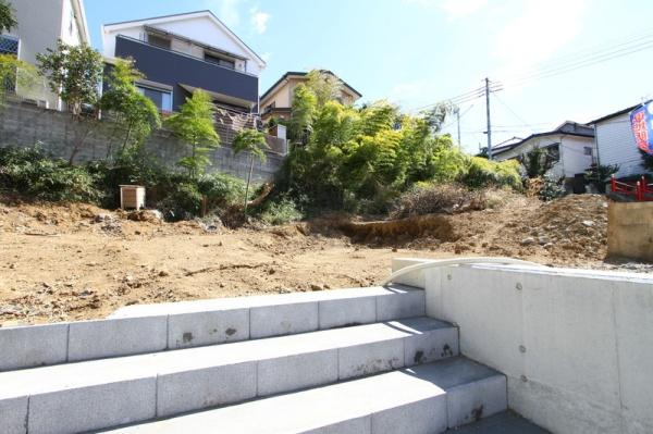 磯子区岡村2丁目　全2棟3号棟