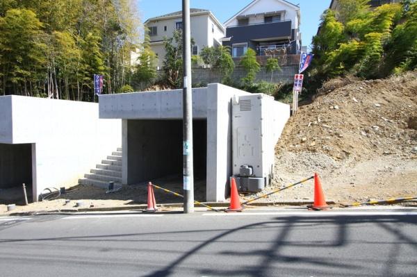 磯子区岡村2丁目　全2棟3号棟