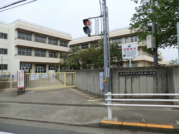 町田市南成瀬６丁目　全２棟Ｂ号棟(町田市立南成瀬小学校)