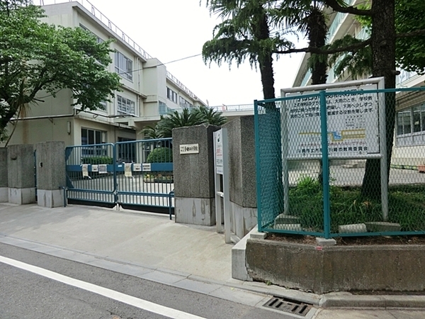 川崎市高津区蟹ケ谷の新築一戸建(川崎市立子母口小学校)