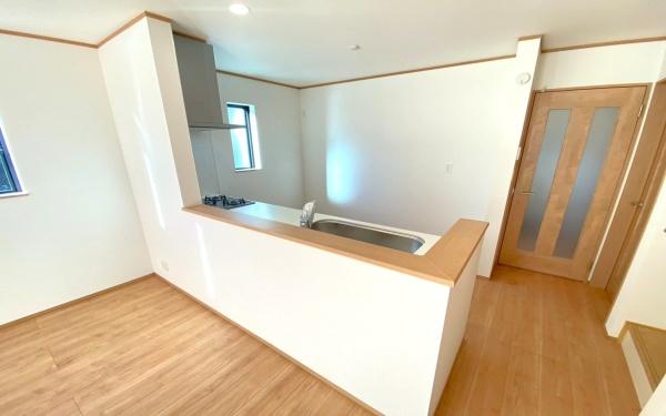 旭区中沢3丁目戸建