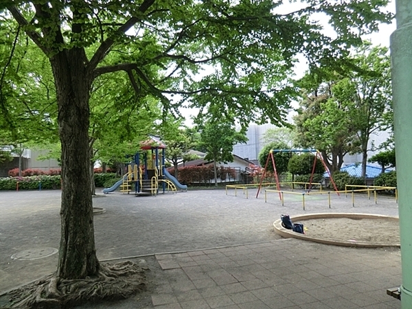 南区別所７丁目　全３棟３号棟(東芹が谷公園)