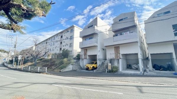 緑区長津田町　戸建て