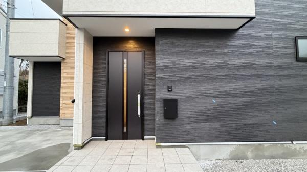 泉区新橋町　全2棟1号棟