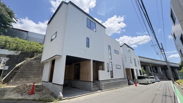青葉区新石川３丁目　全２棟１号棟
