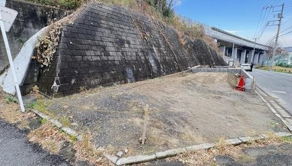 青葉区新石川３丁目　全２棟１号棟