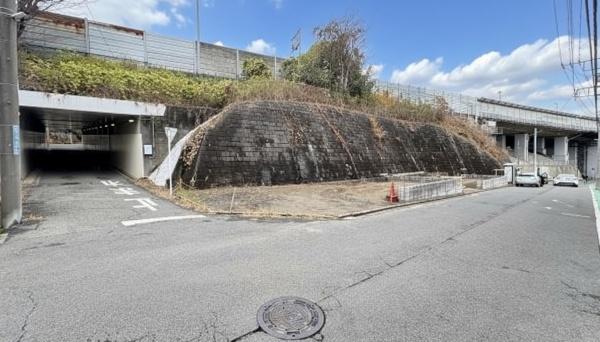青葉区新石川３丁目　全２棟１号棟